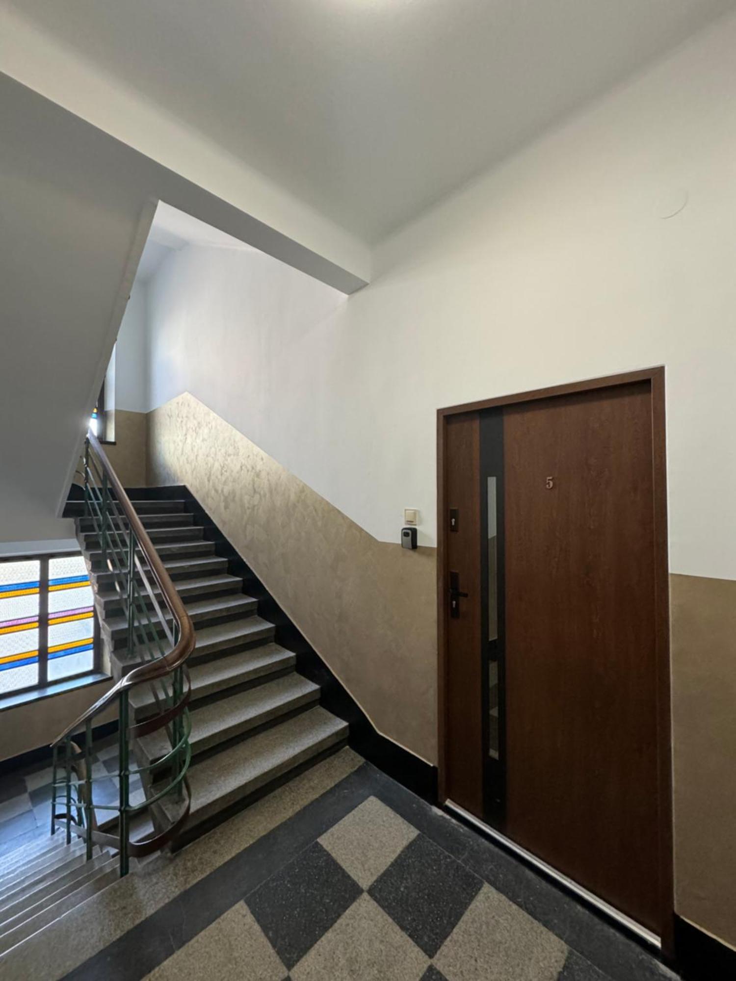 Revesen Premium Apartments Cracovia Exterior foto